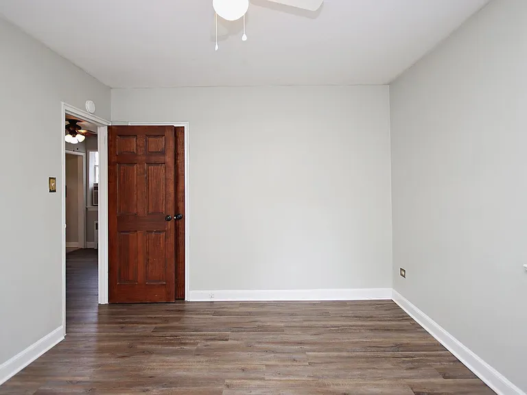 32 University Cir #201 — Photo 10