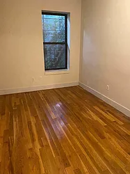 Rented by Tapiro Realty