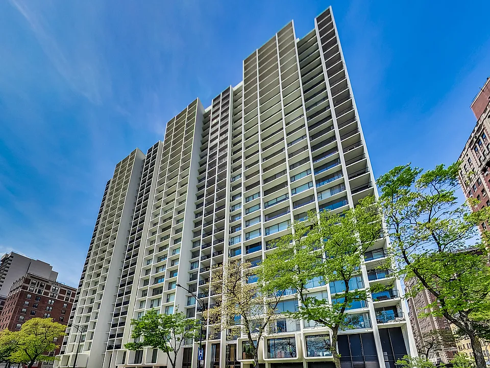 3200 N Lake Shore Dr #710