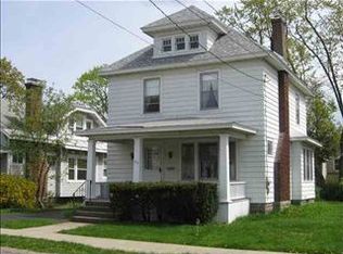 1118 Earl Ave, Schenectady, NY 12309