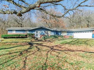 1304 Crestwood St, Coffeyville, KS 67337