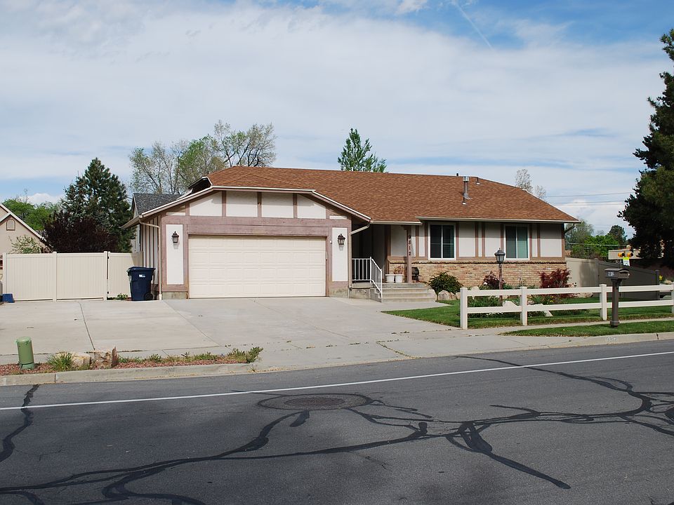 1st image of 9812 S Countrywood Dr