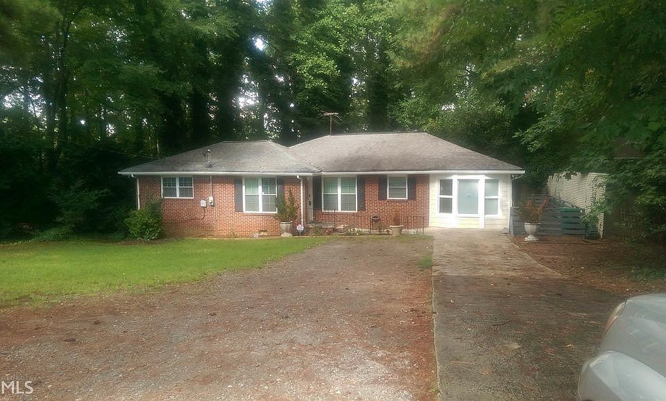 1st image of 3268 Fern Dr #1