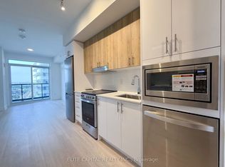 5105 Hurontario St #2209, Mississauga, ON L4Z 4K5
