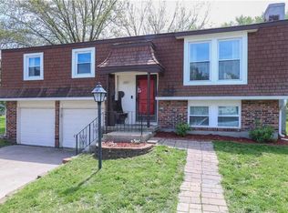464 Blake St, Edwardsville, KS 66111