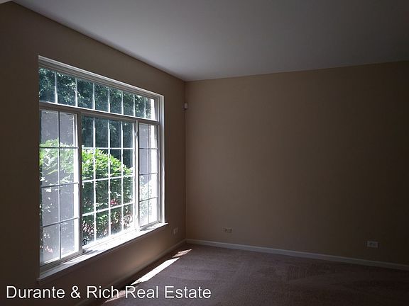 5th image of 1104 Coventry Cir