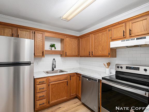 5th image of 3322A Devonwood Hills Dr NE