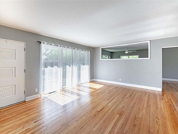 2nd image of 8801 Hemingway Dr