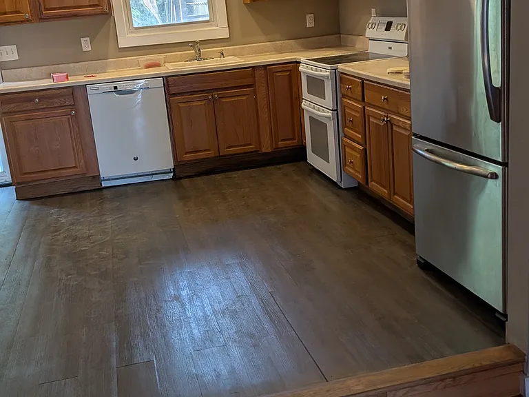 135 Jansen Ave #1A — Photo 5