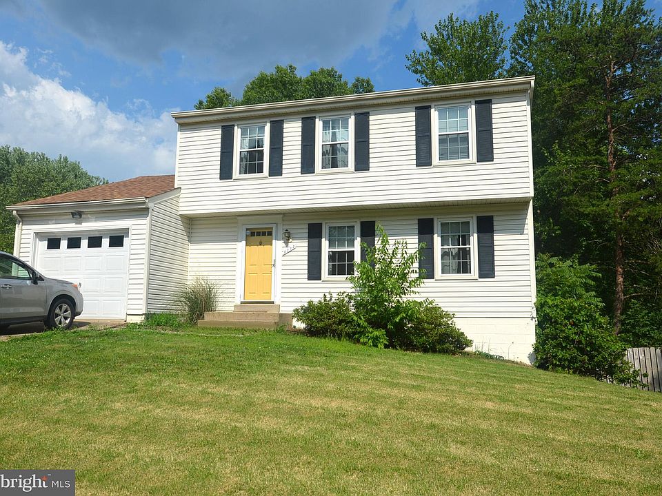 1st image of 6213 Knoll View Pl
