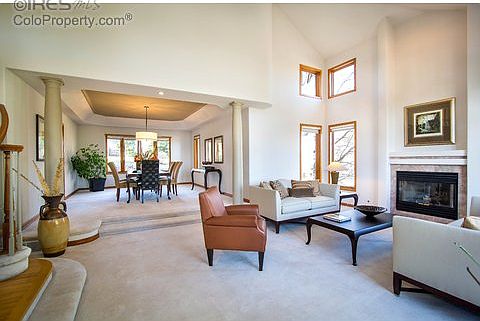 3rd image of 8324 Greenwood Dr