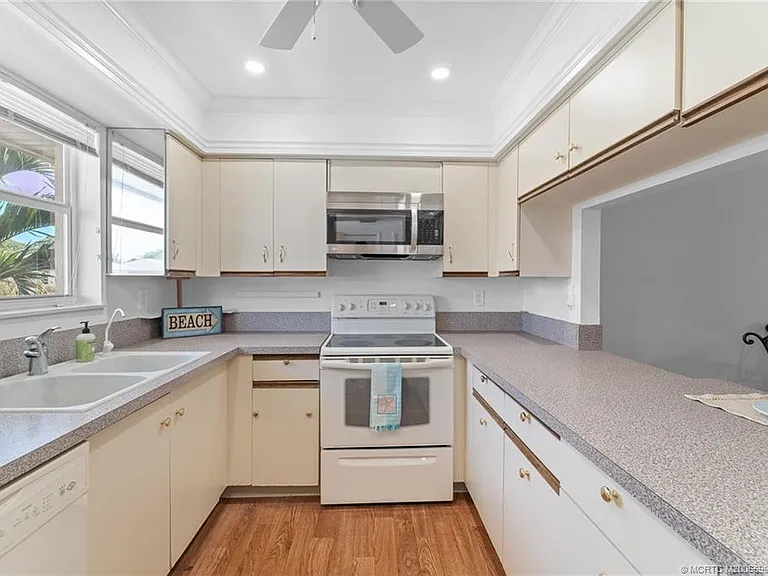 2950 SE Ocean Blvd #120-6 — Photo 25