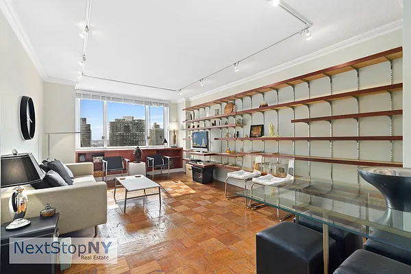 Sold by NextStopNY | media 1