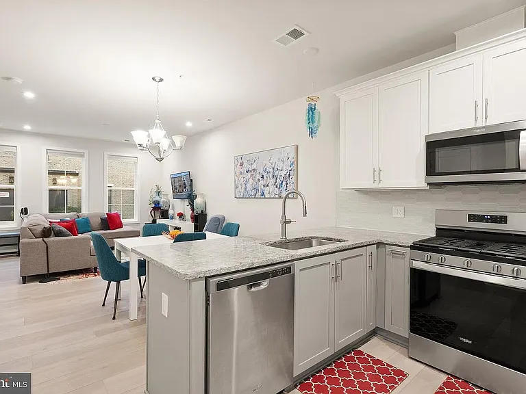 7461 Backett Wood Ter #1213 — Photo 5
