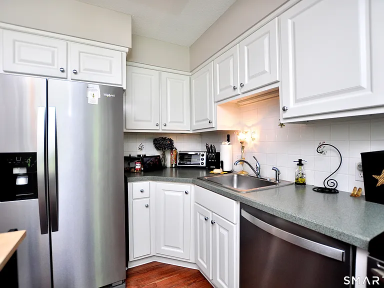 16 Applewood Ln #16 — Photo 16