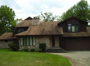 7121 Water St, Fairview, PA 16415