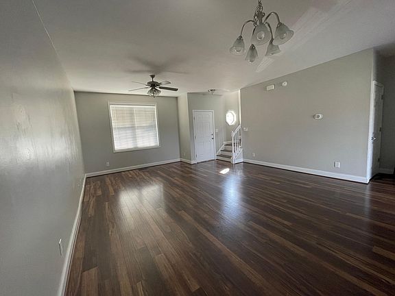3rd image of 85 Logan Ln