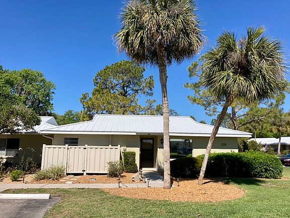 2nd image of 11437 W Bayshore Dr