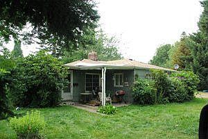 1st image of 204 35th Ave NE