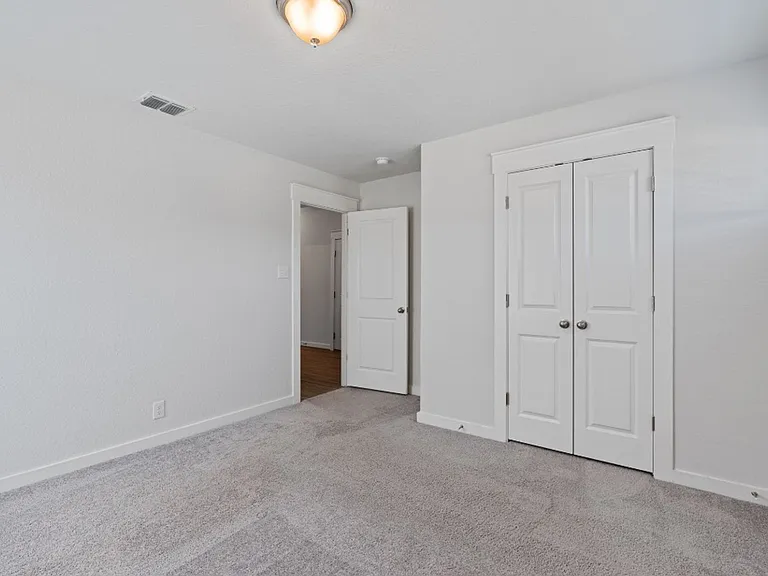 4044 Legend Mdws — Photo 23