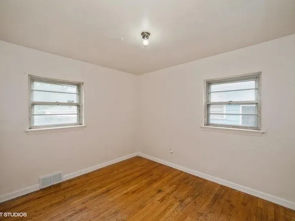 538 Dallas St, Gary, IN 46406