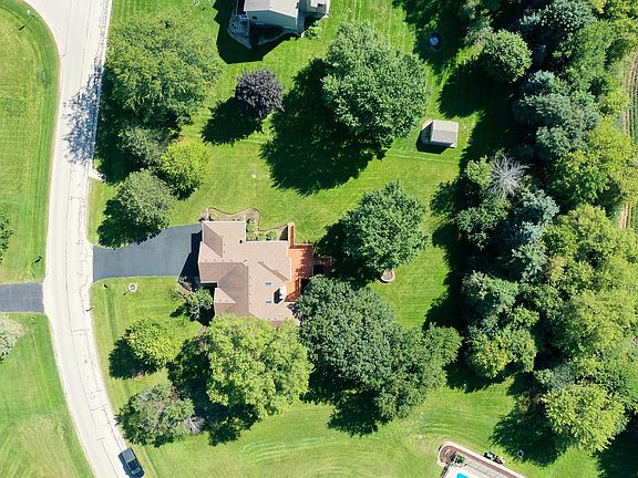 3rd image of 10802 Michigan Dr