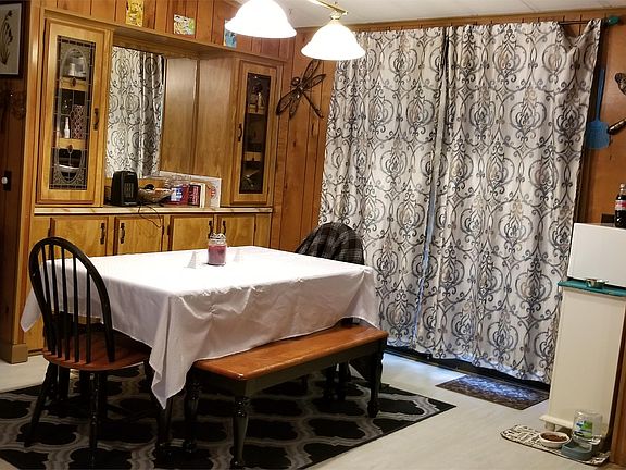 5th image of 123 Fontaine Cir