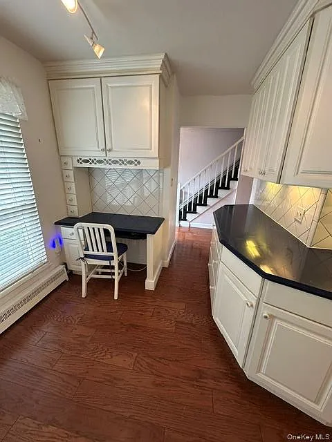 3 bed, 2.5 bath, 1452 sqft, $5,200 — Photo 4