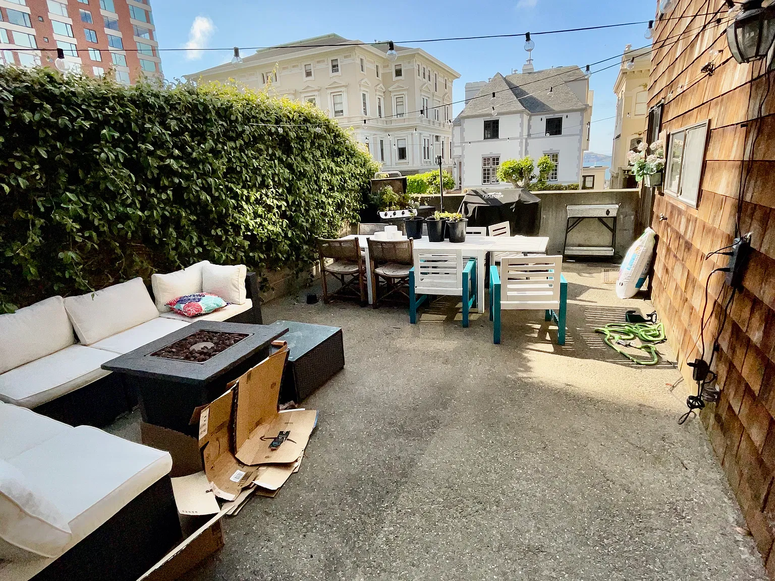 2 bed, 900 sqft, $6,500 — Photo 1