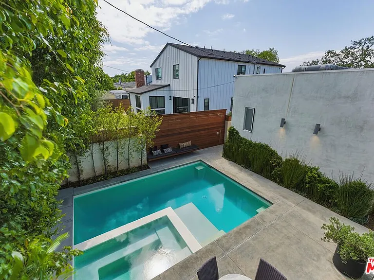 12706 Stanwood Dr — Photo 34