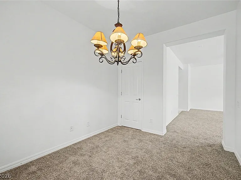 2608 Romarin Ter — Photo 7