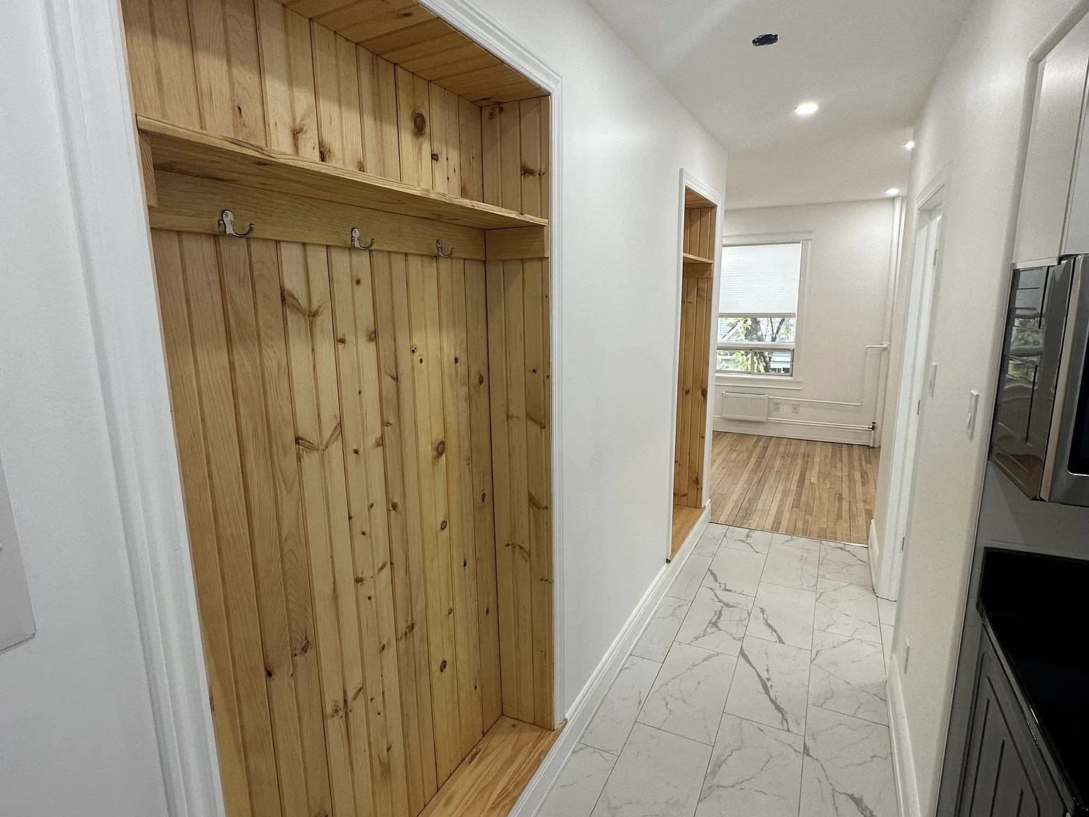 1 bed, 700 sqft, $1,595 — Photo 2