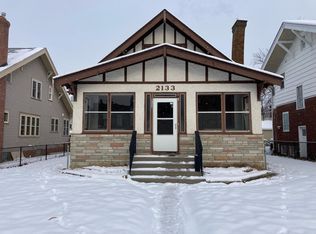2133 Selby Ave, Saint Paul, MN 55104