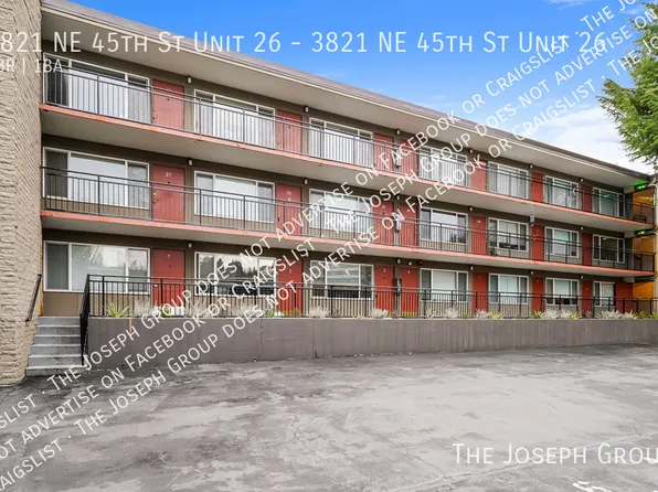 Village Manor, 3821 NE 45th St APT 4, Seattle, WA 98105