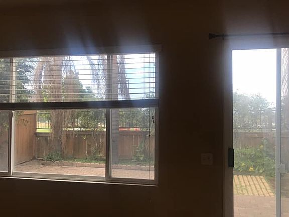 3rd image of 644 Vista Santa Rosalia