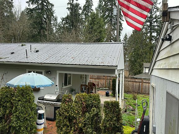 2nd image of 6003 Vickery Ave E