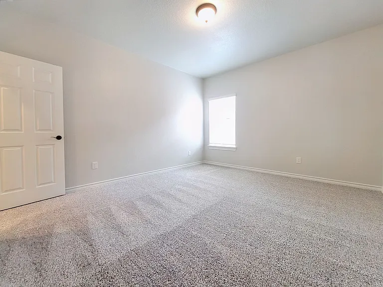 4413 Royal Oak Blvd — Photo 27