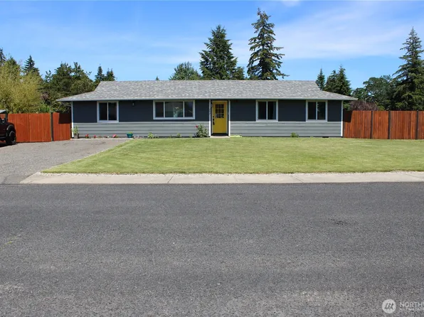 402 California Avenue N, Rainier, WA 98576