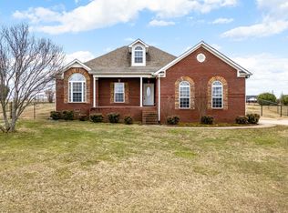 9 Elizabeth Cir, Fayetteville, TN 37334