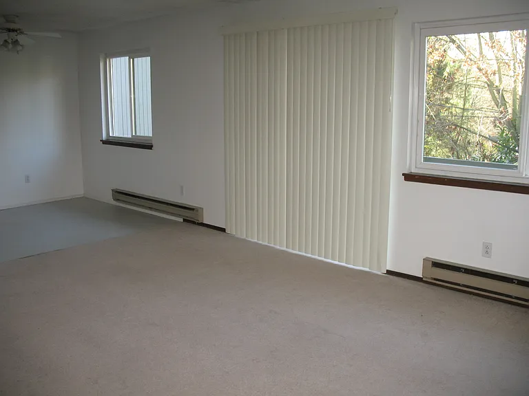Villa Des Moines Apartments — Photo 10
