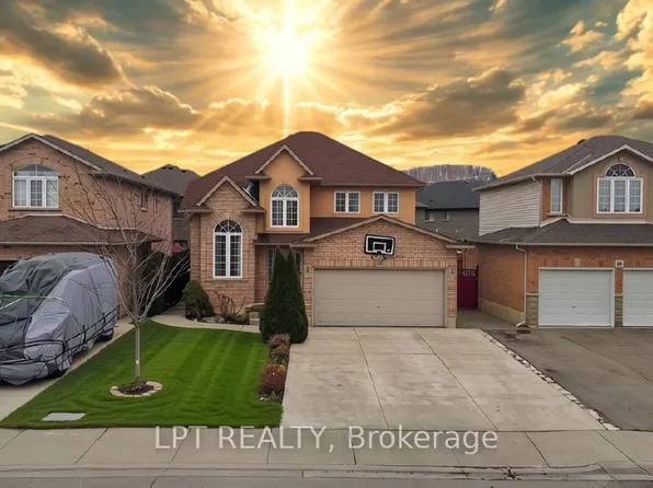 48 Nashville Cir, Hamilton, ON L8G 5H2