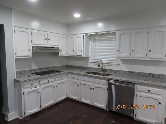 2nd image of 1777 Rue Desiree