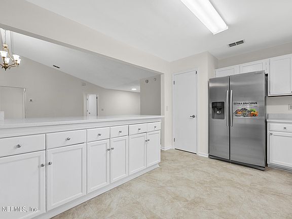 3rd image of 8426 Santana Ct