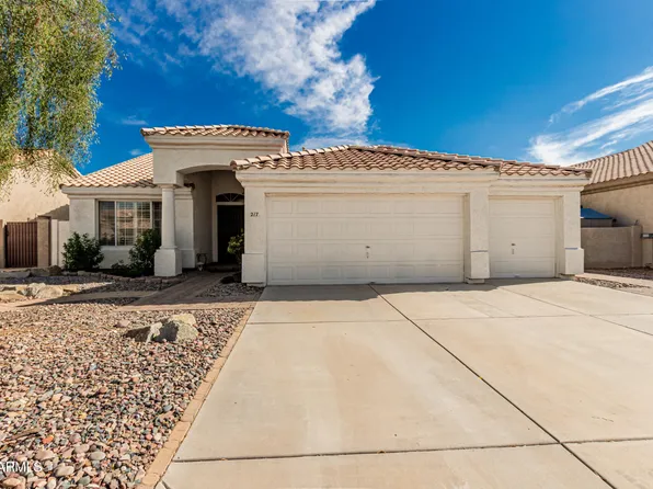 217 W SMOKE TREE Road, Gilbert, AZ 85233
