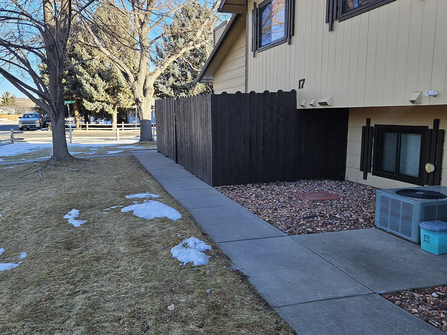 2 bed, 1065 sqft, $1,500 — Photo 3
