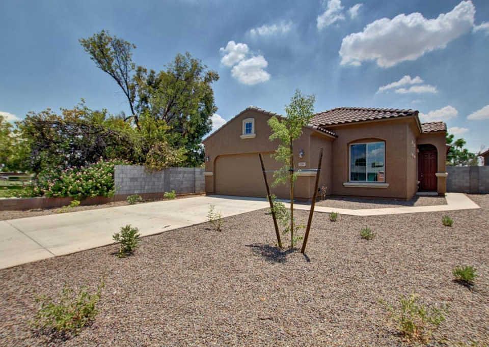 1st image of 2231 W Vista Ave