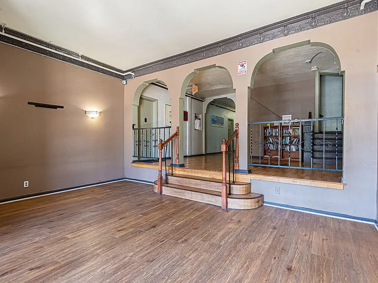 1059 S. Manhattan Pl — Photo 15