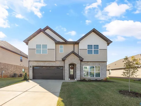 238 Cherry Laurel Dr, Hazel Green, AL 35750
