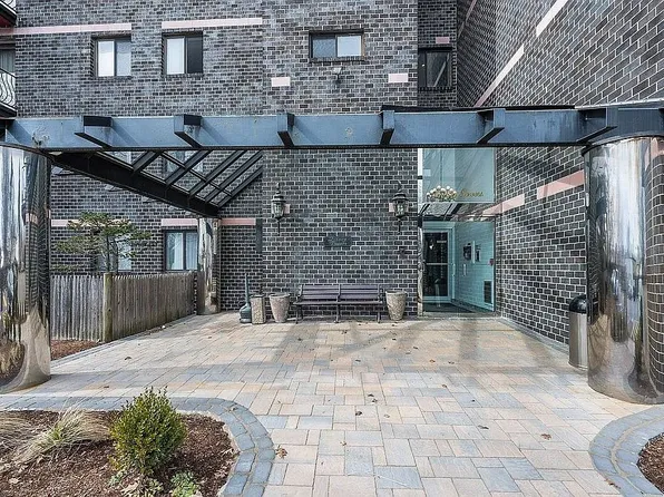 500 Washington St APT 708, Quincy, MA 02169