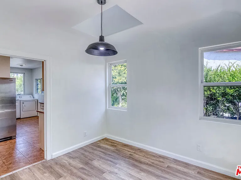2127 Malcolm Ave — Photo 12